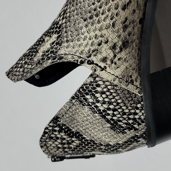 COPY - BLONDO SZ 7.5M WESTERN SNAKESKIN ANKLE BOOTS WATERPROOF COWBOY POINTY TO… - Picture 9 of 16